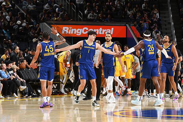 勇士澳洲控卫夏联首秀表现稳定,他应该能守住手里的双向合同?