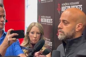 斯通谈白魔:我们不再是发育型球队了 想让他好好成长