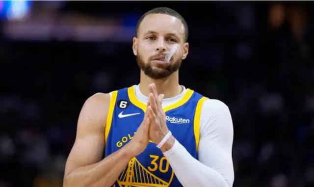 连续8年薪水领跑全联盟 库里无愧联盟打工皇帝