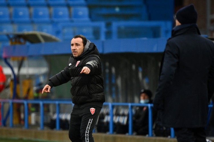 布罗基盛赞米兰签下拉比奥特：熟悉意甲体系且适配阿莱格里战术的优质引援