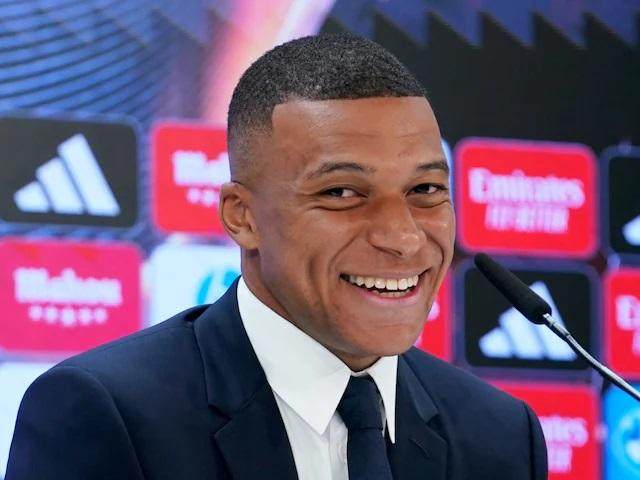 必赢官网APP-买了俱乐部又亲自参与引援 姆总正在过足球经理瘾