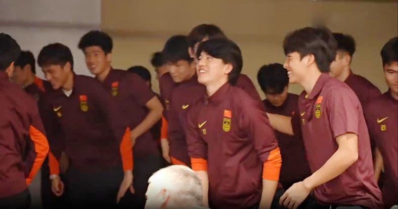 必赢官网下载-CCTV5直播中国VS日本!谁敢横刀立马?唯我彭大将军!范志毅辣评